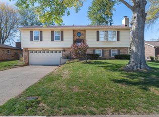 419 Meadow Ln, Trenton, OH 45067