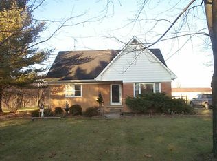 6420 Lobdell Rd, Linden, MI 48451