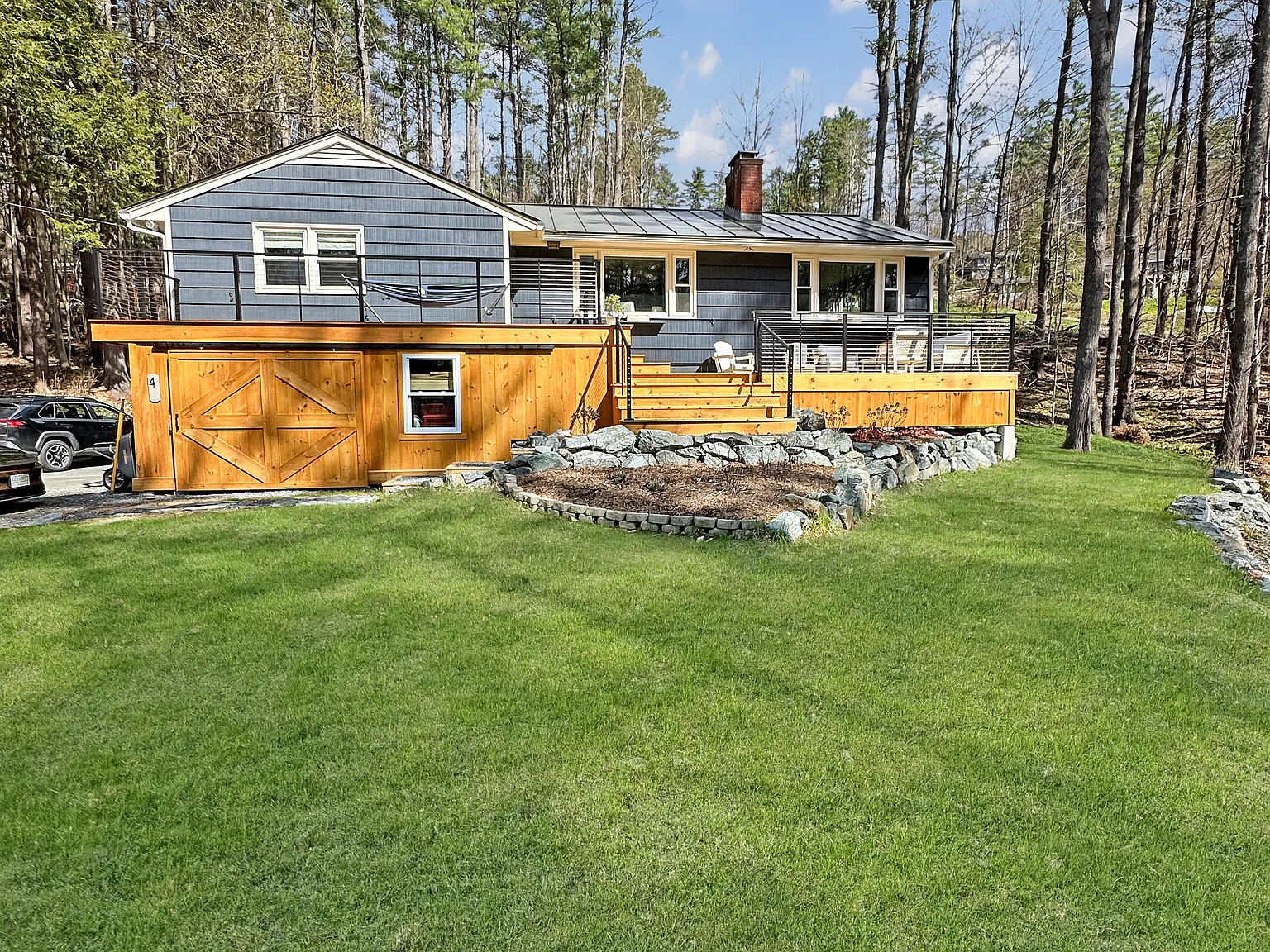 1 bed, 1000 sqft, $3,200 — Photo 1