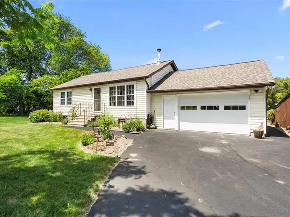 367 Pine Hill Rd, Sterling, CT 06377