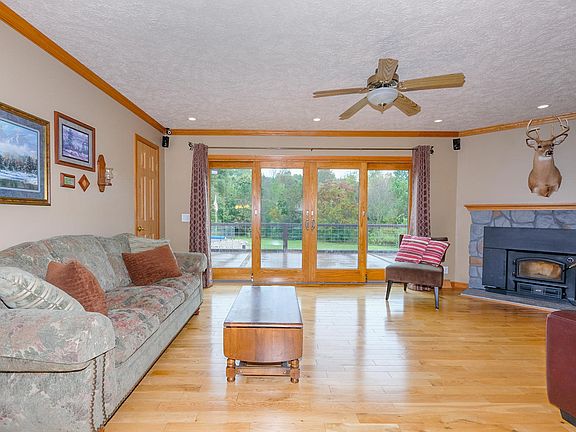 4th image of 3708 Orchard Dr