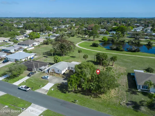 358 S Wimbrow Dr, Sebastian, FL 32958