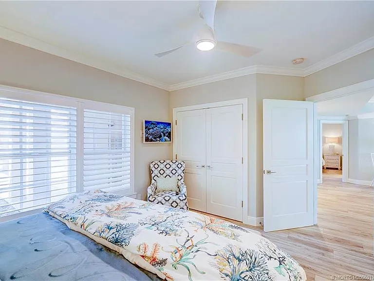 5799 NE Island Cove Way #1104 — Photo 34