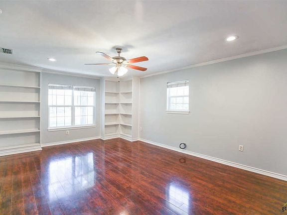 4th image of 112 Westwood Dr