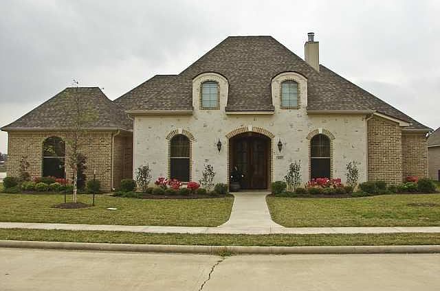 1st image of 420 River Birch Dr