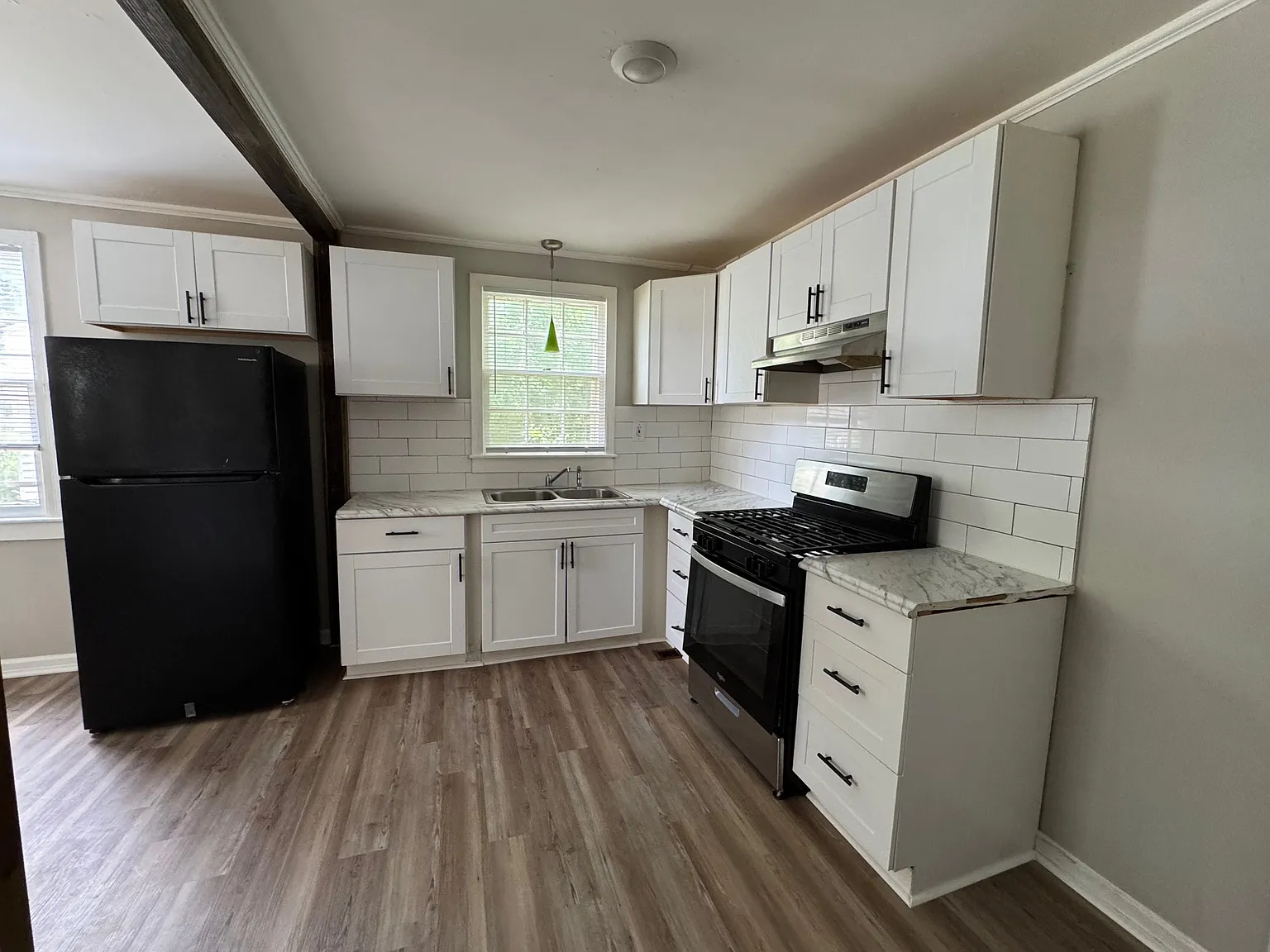 3 bed, 1053 sqft, $1,150 — Photo 4