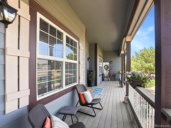 5th image of 740 Green Gables Way