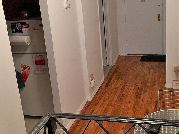 5th image of 320 E 65th St #320