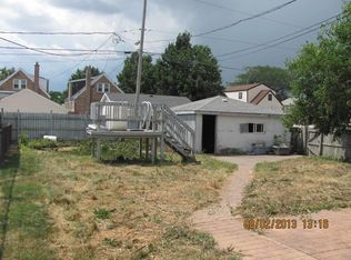 5300 S Monitor Ave, Chicago, IL 60638