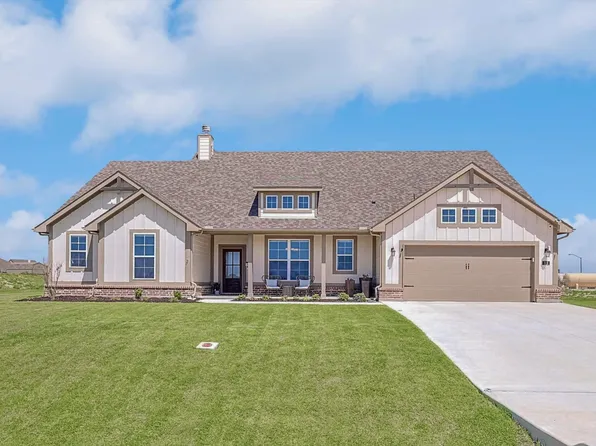 112 Spanish Moss Trl, Rhome, TX 76078