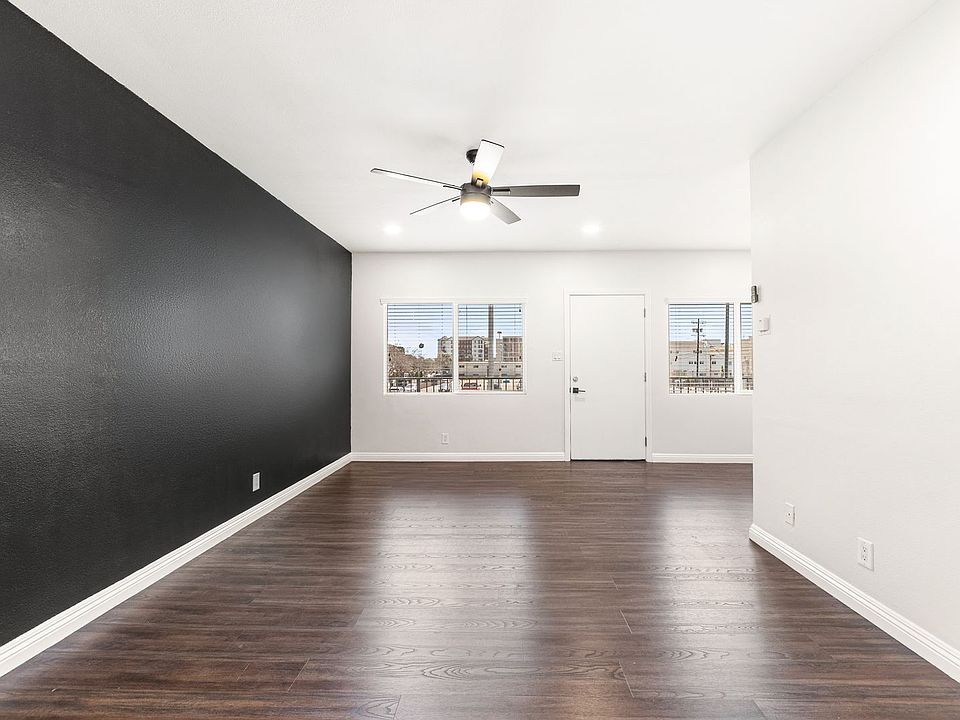 1st image of 710 W 27th St #1B-1Ba-571Sqft
