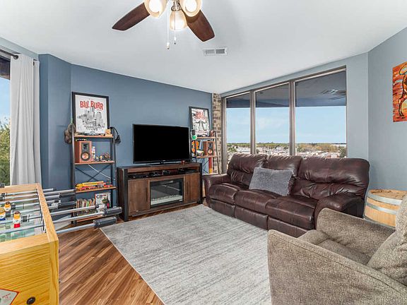 4th image of 1275 Baldwin Ln #600