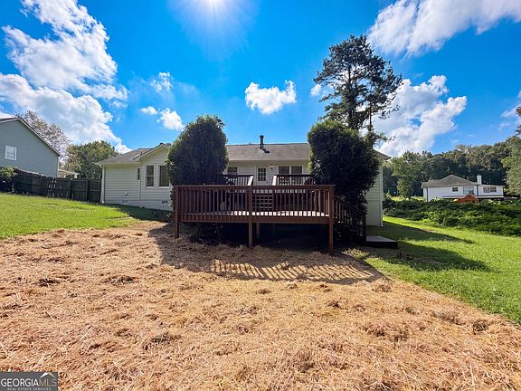 5th image of 806 Ruswood Rd