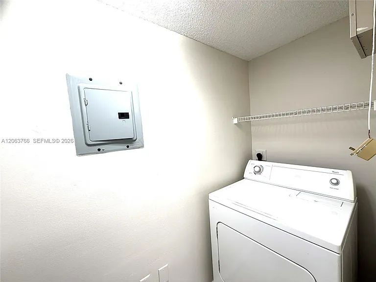 5045 Wiles Rd #201 — Photo 13
