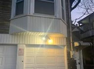 1042 W Chew St, Allentown, PA 18102