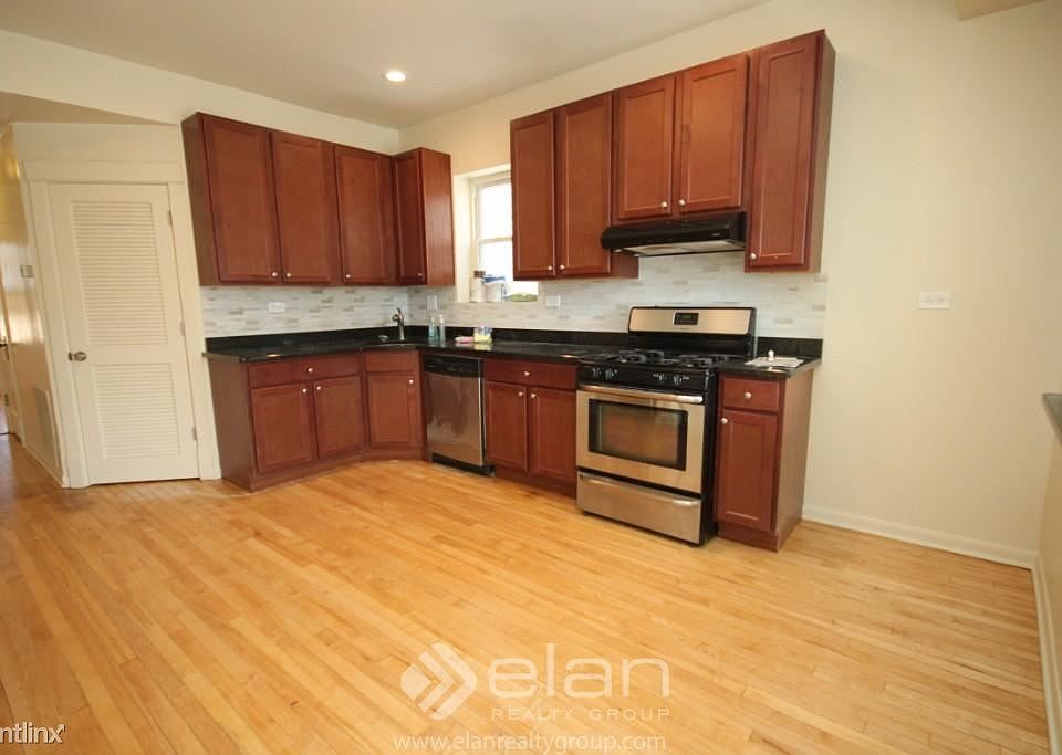 1st image of 2325 W School St #1