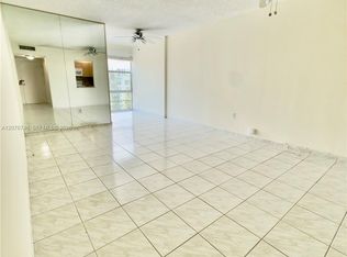 17560 Atlantic Blvd APT 503, Sunny Isles Beach, FL 33160