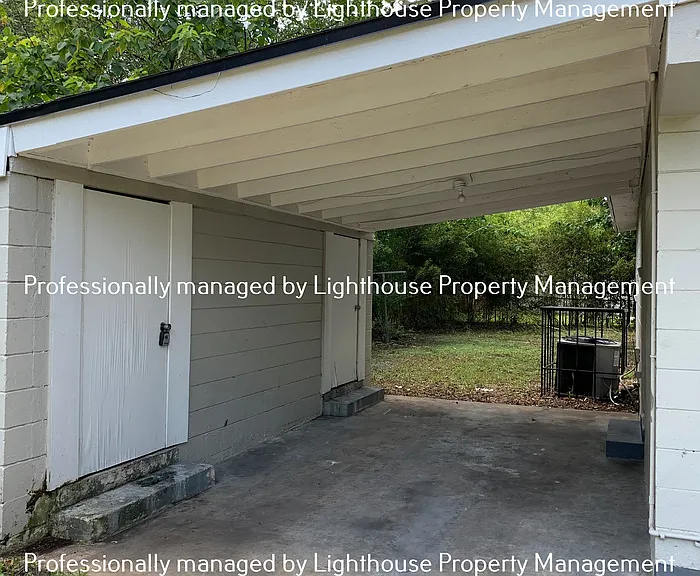 9036 Castle Blvd — Photo 3