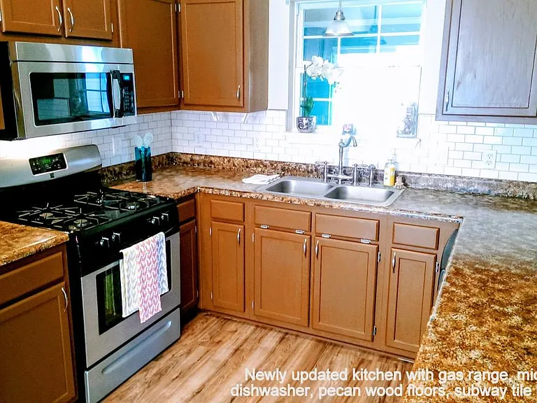 805 Perry Howard Rd — Photo 2
