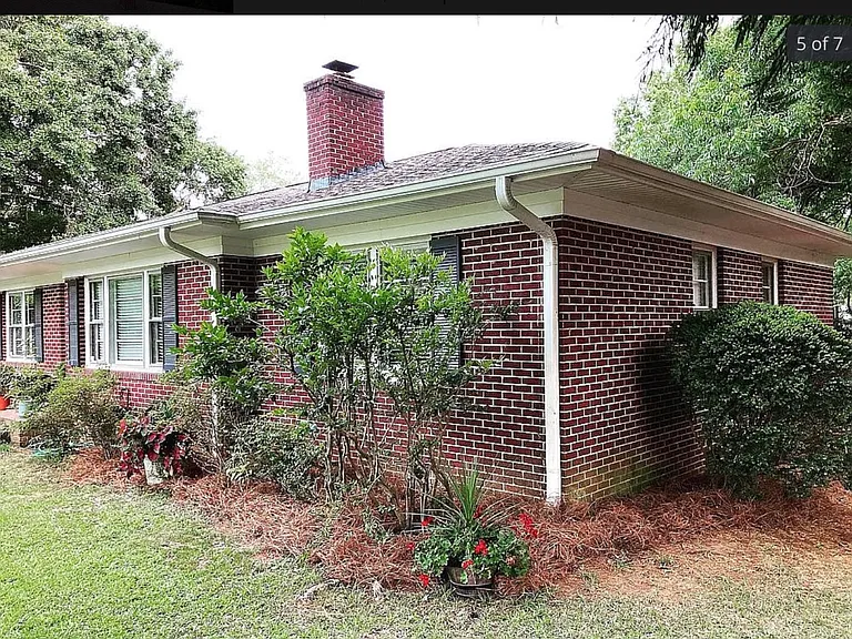 1819 Lumpkin Cir — Photo 6