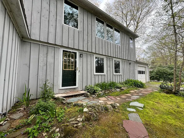 57 Walton Rd — Photo 2