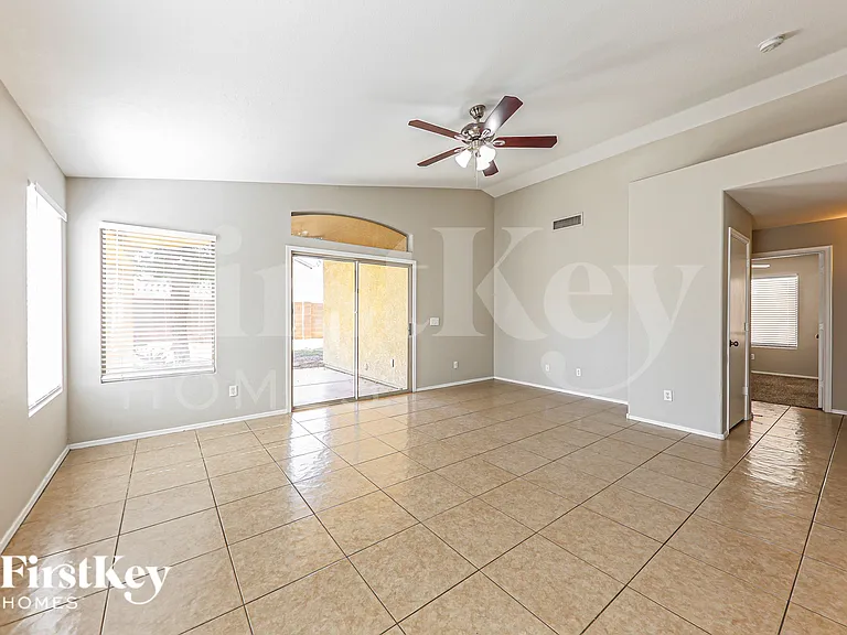 7225 W Blackhawk Dr — Photo 3