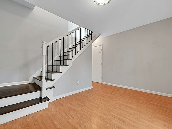 2nd image of 5 8th St