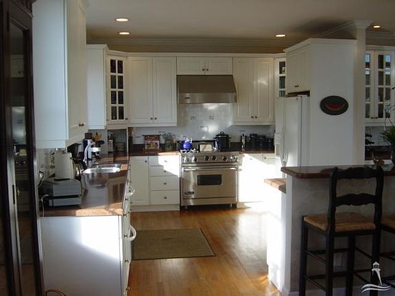 5th image of 2851 Trailwood Dr