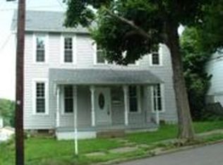 423 N Lincoln Ave, Barnesville, OH 43713