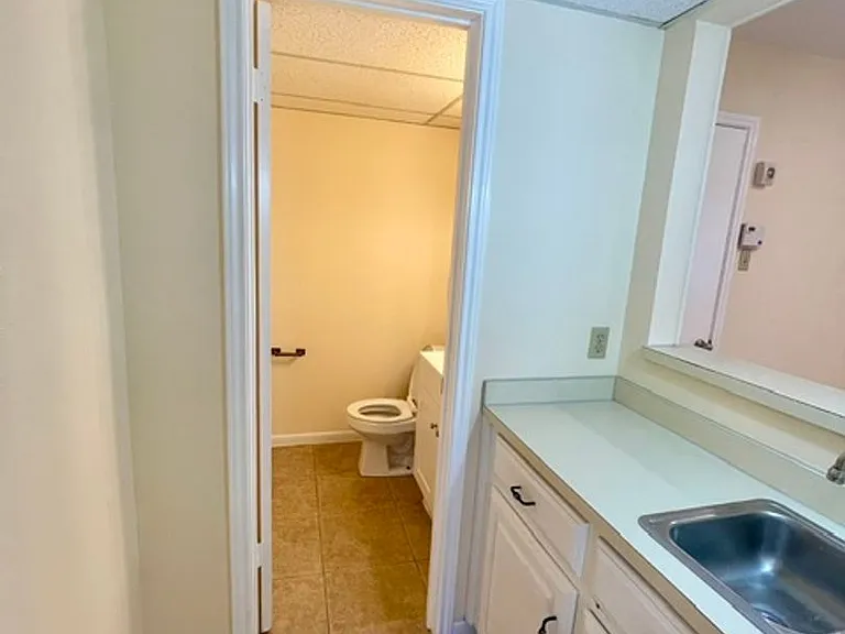 1915 S 10th St #110 — Photo 14