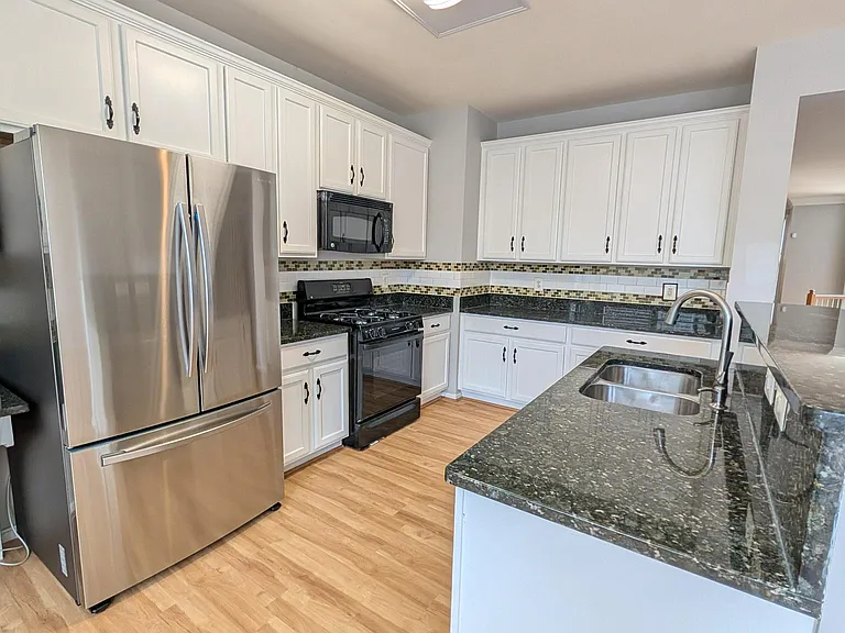 13996 Khalid Ln — Photo 18