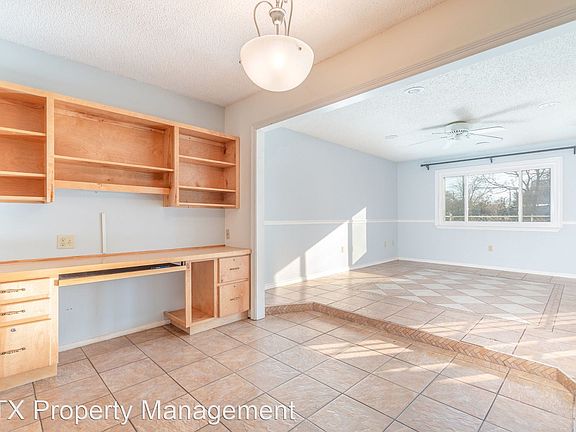 5th image of 1800 Northwest Blvd