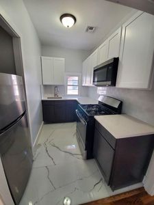 45 Poe Ave, Newark, NJ, 07106
