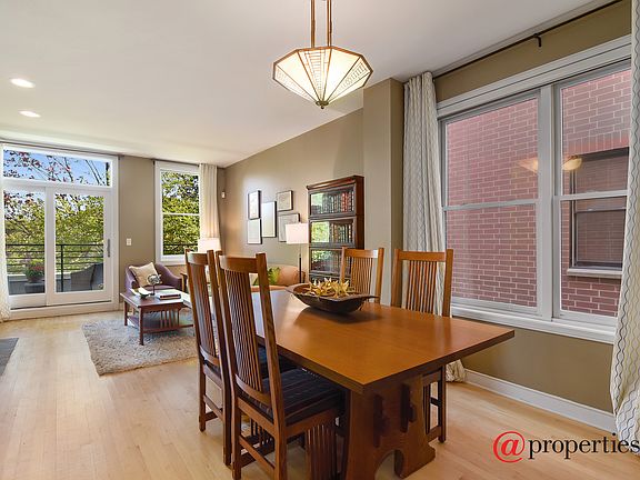 Living Room / Dining Room