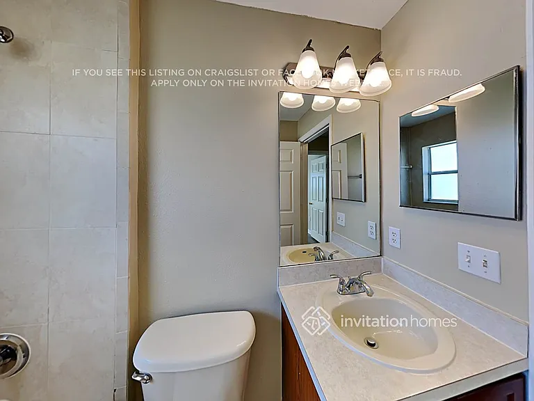 327 Huron Dr — Photo 18