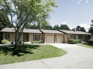 106 Heather Hills Dr, Battle Creek, MI 49015