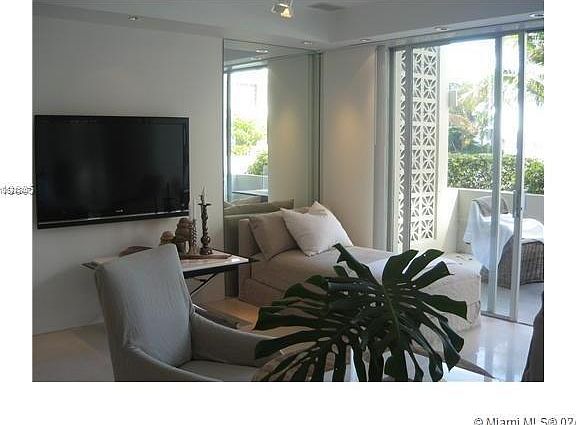 3rd image of 1200 West Ave #Bs1
