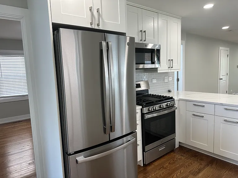 5144 N Avers Ave #2 — Photo 7