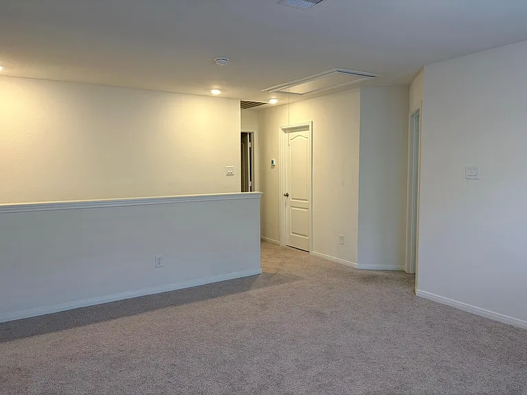 4841 Sun Falls Dr — Photo 29