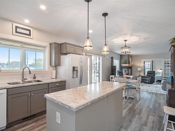2nd image of 14288 Blarney Cir
