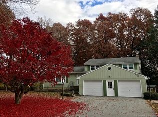 207 Worthington Rd, Glastonbury, CT 06033