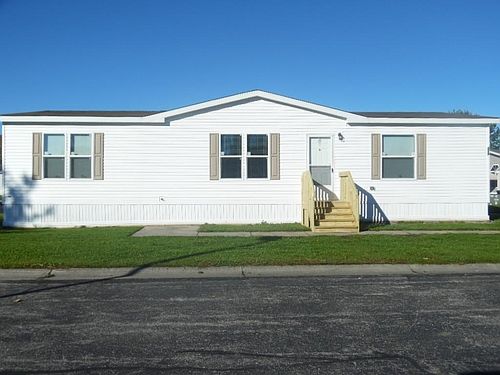 1st image of 351 Brookside Mnr