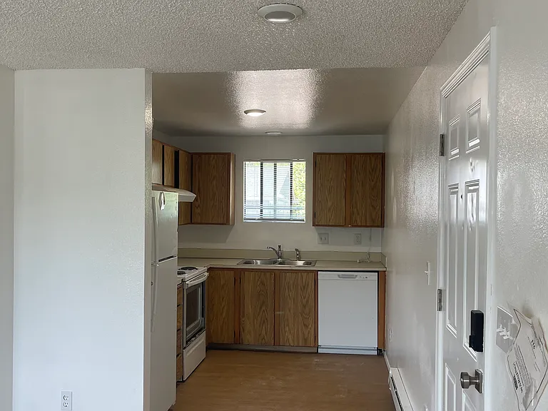 503 Houser Way S #4 — Photo 14
