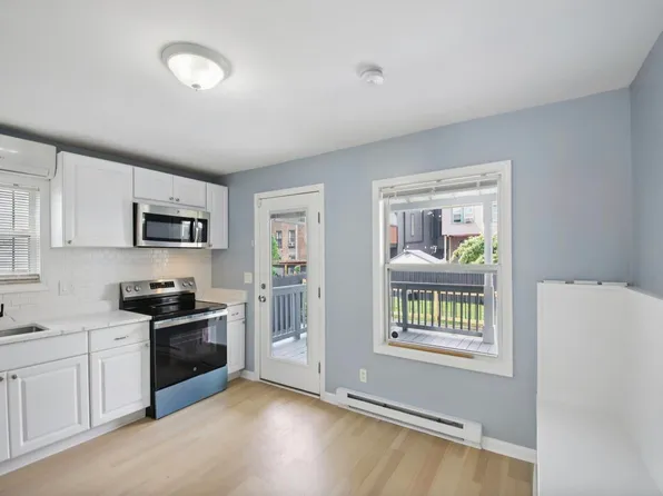 259 Pine Street image 1 of 24