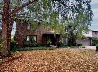 26290 Lawrence Dr, Dearborn Heights, MI 48127