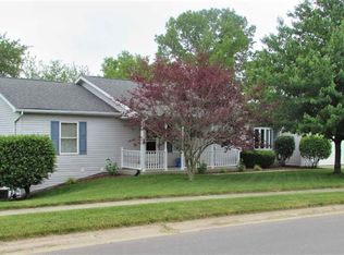 1003 Claire Ln, Middlebury, IN 46540