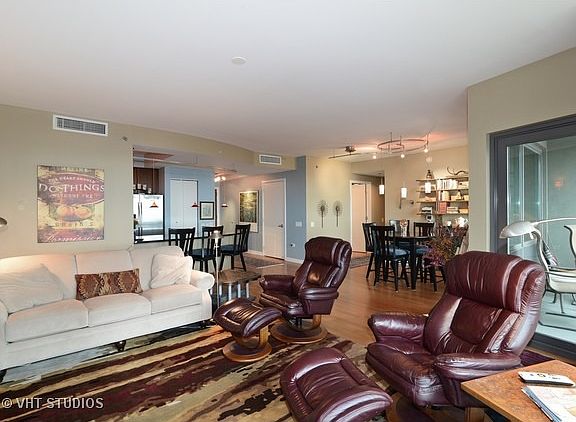 3rd image of 130 N Garland Ct APT 1705