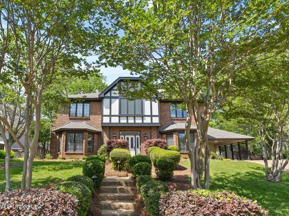 6 Pond Side Dr, Jackson, MS 39211