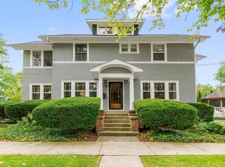 50 N Spring Ave, La Grange, IL 60525