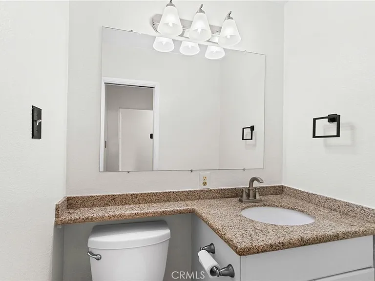 1205 Manzanita Ln — Photo 23